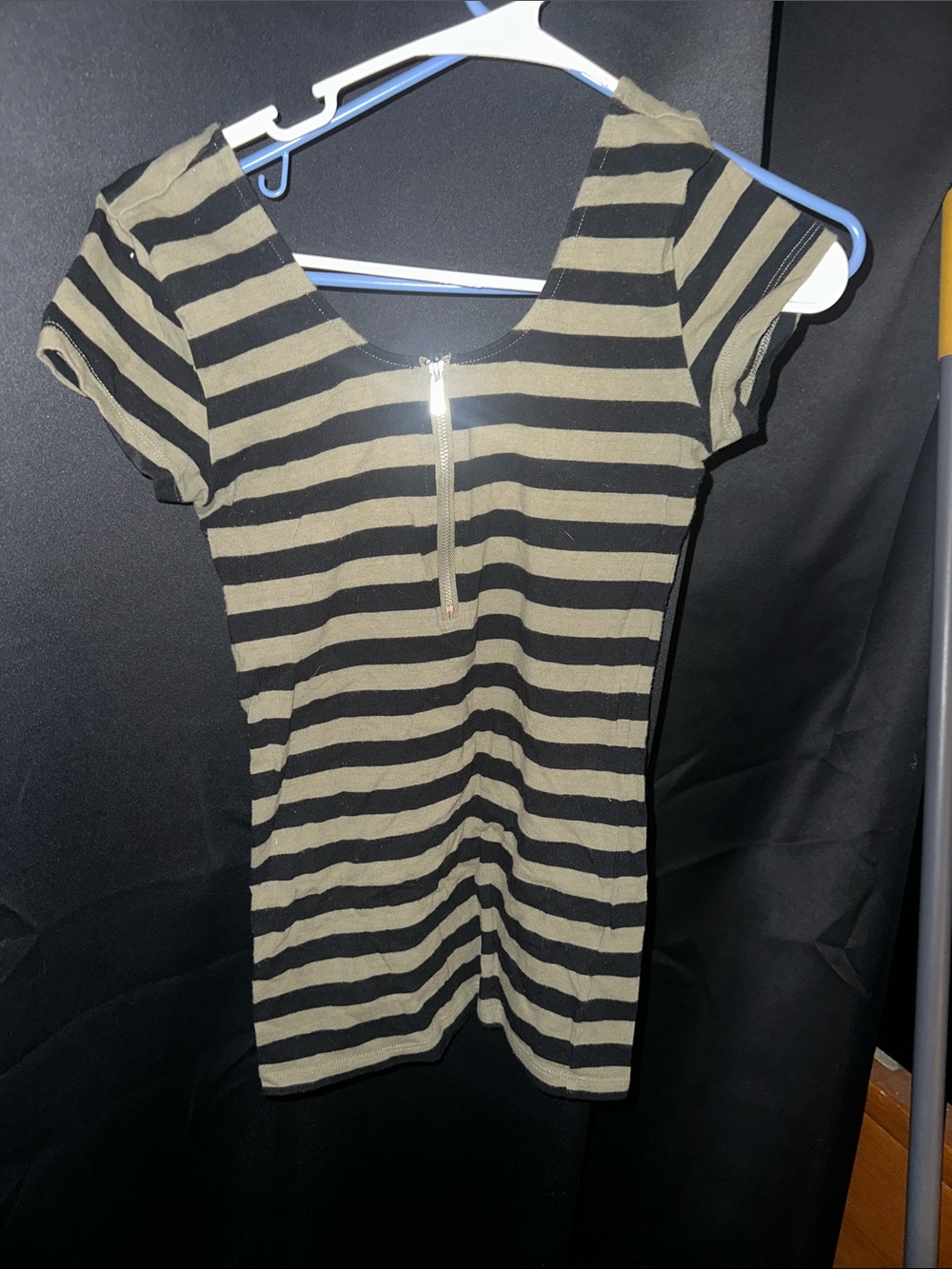 Striped Scoop Neck Short Sleeve Top with Front Zip - Olive/Black